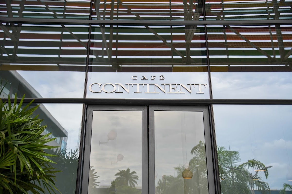 Café Continent - Zone 03 Square